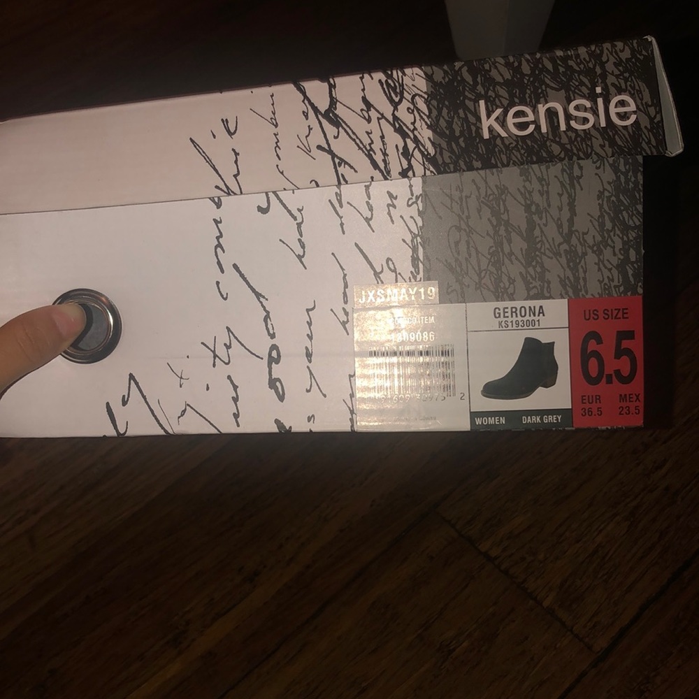 Booties - Picture 3 of 5